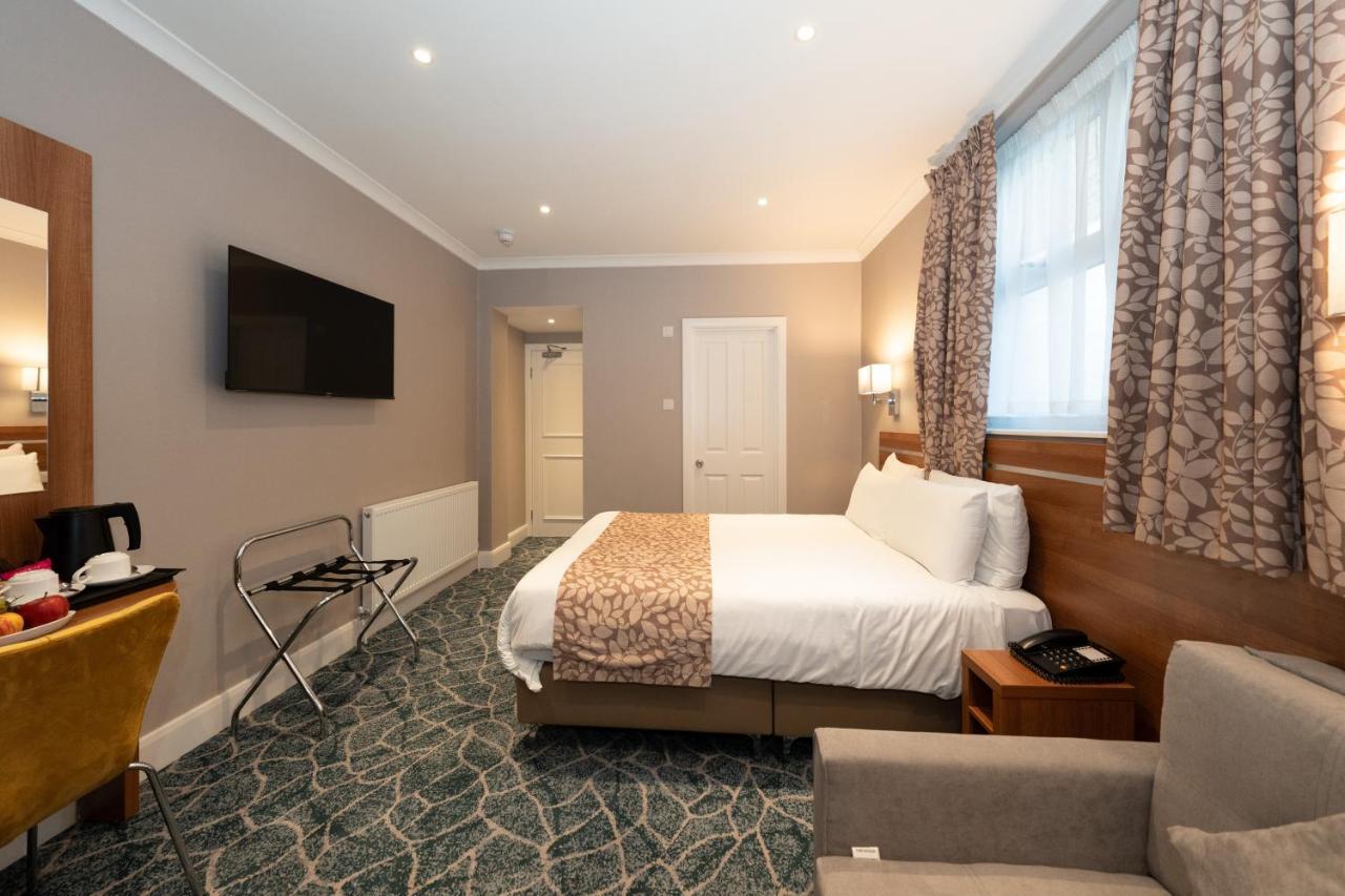 Hyde Park Club Room